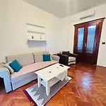 Hidden Gem In The Old Town Διαμέρισμα