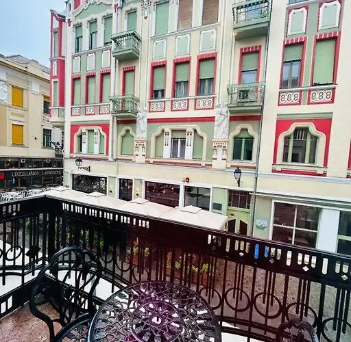 アパート Hidden Gem In The Old Town *